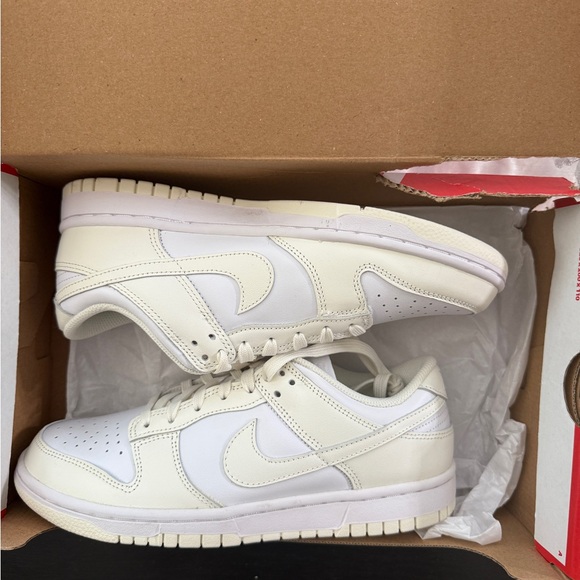 Nike Dunk Low Retro Coconut Milk - Picture 3 of 6